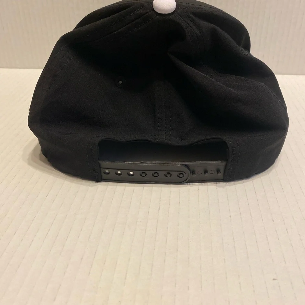 Pins and Aces Golf SnapBack - Picture 4 of 6